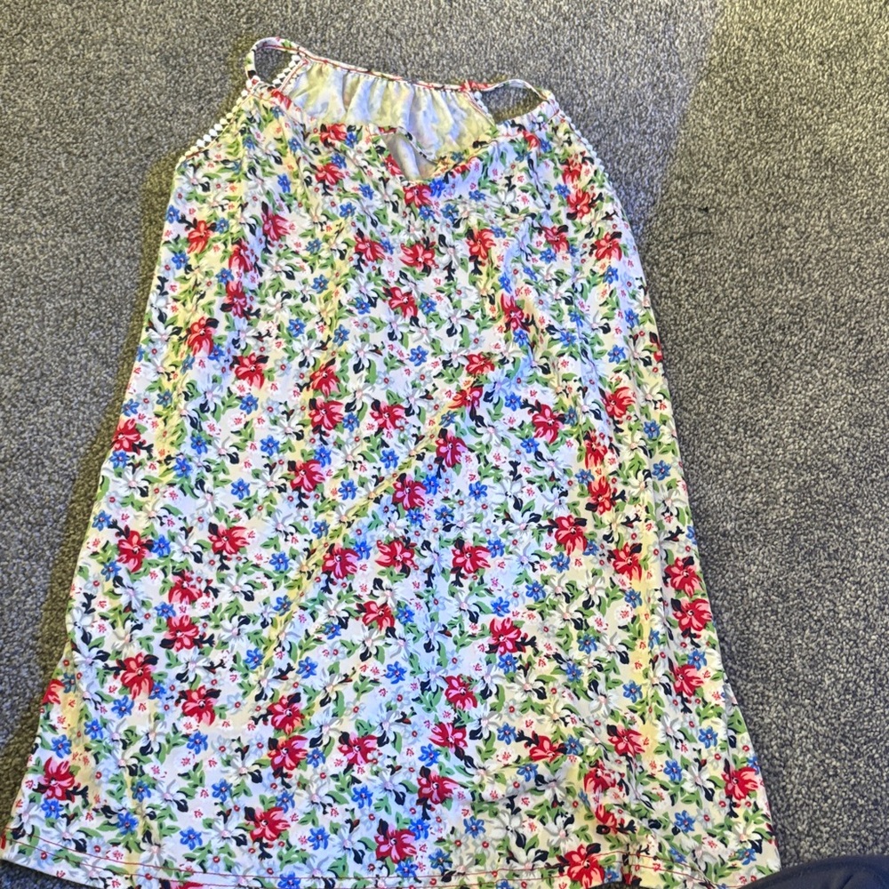 Floral Print Women's Shirt New without tags size Large
